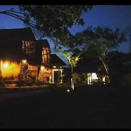 Mahkota Atia Bungallow Praya Exterior photo