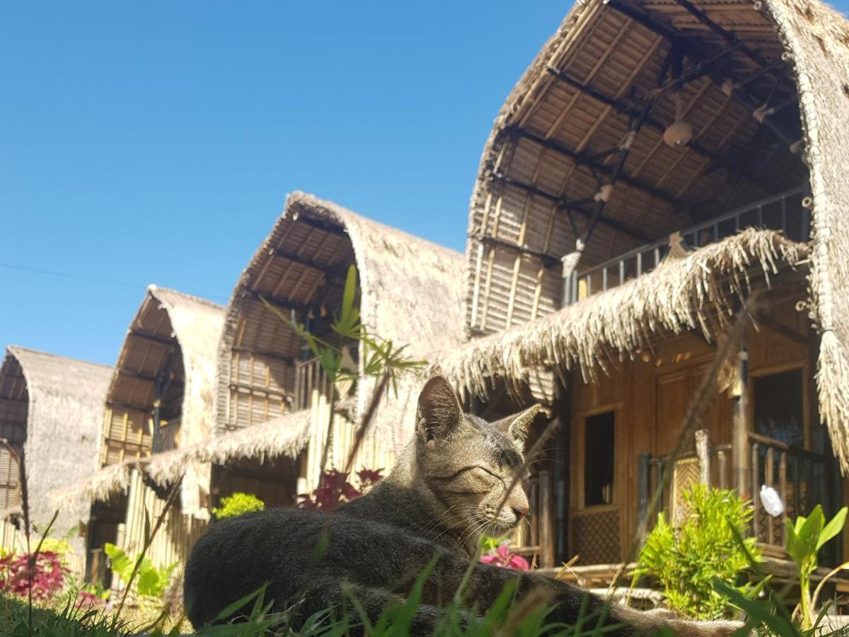 Mahkota Atia Bungallow Praya