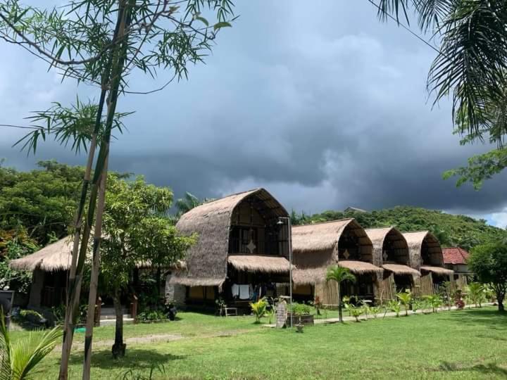 Lodge Mahkota Atia Bungallow *